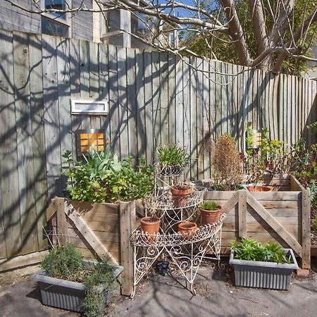 ※ Relaxing Home- Parking & Gorgeous Gardens Бат Экстерьер фото