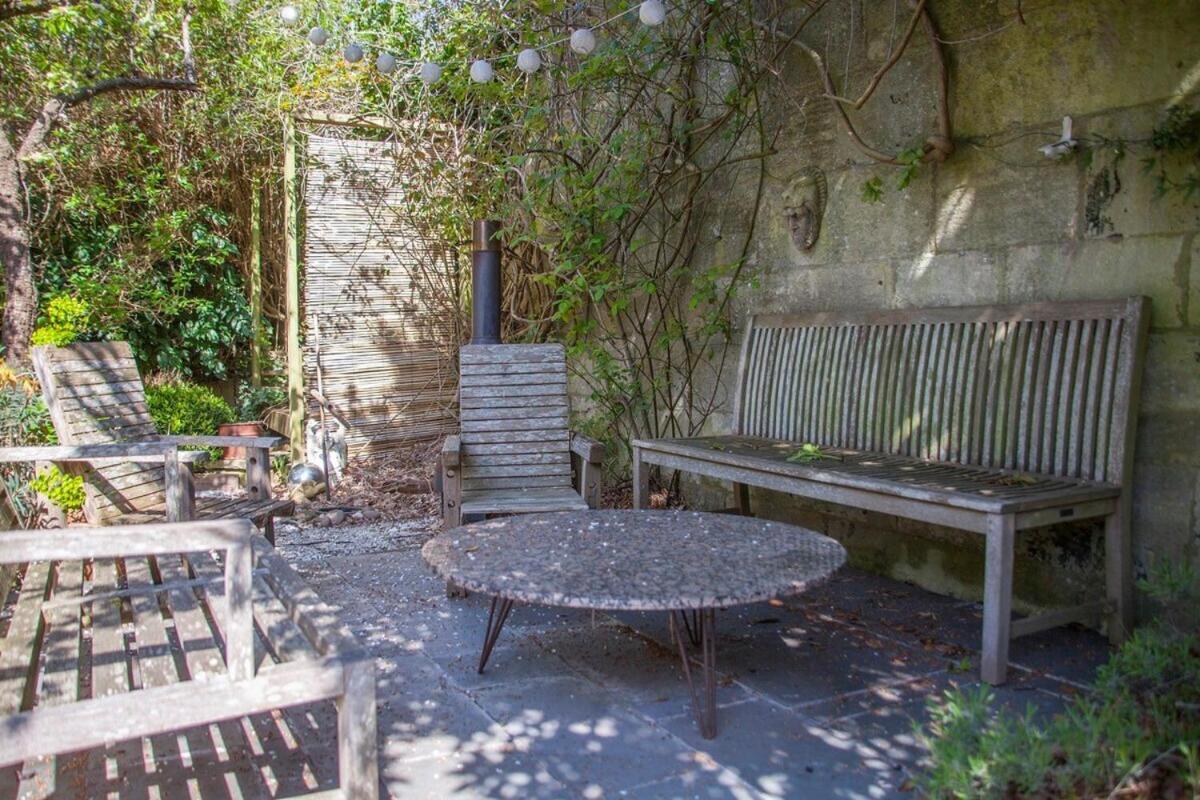 ※ Relaxing Home- Parking & Gorgeous Gardens Бат Экстерьер фото