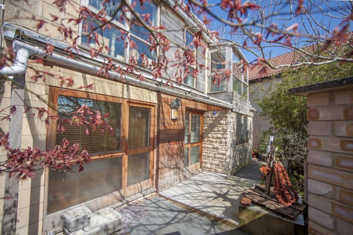 ※ Relaxing Home- Parking & Gorgeous Gardens Бат Экстерьер фото